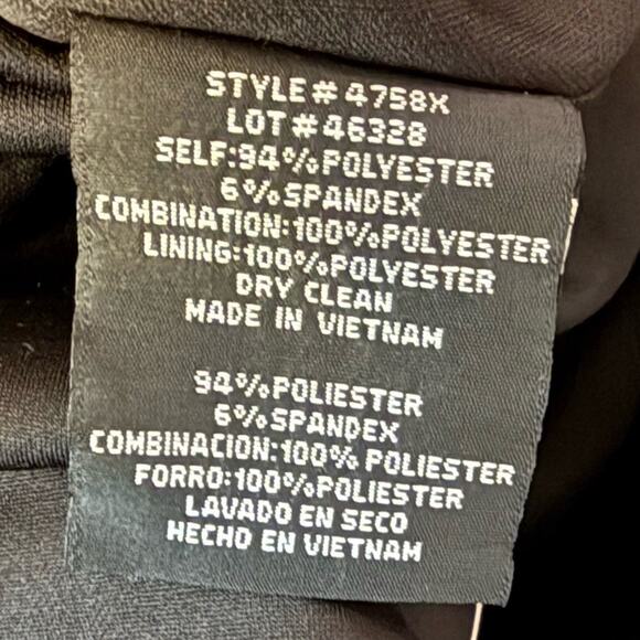 XSCAPE “Ashlyn” Long Scuba Crepe Off the Shoulder Wire Flower Gown Black Sz 10 - Picture 8 of 10